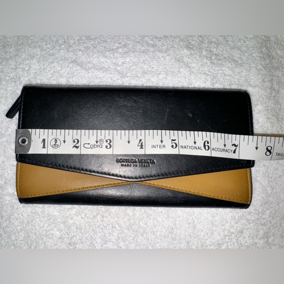Bottega Veneta long wallet .. - Picture 9 of 10
